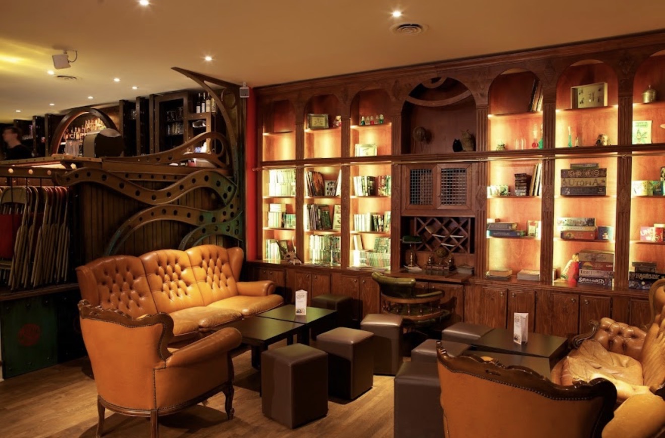 Dernier Bar avant la Fin du Monde